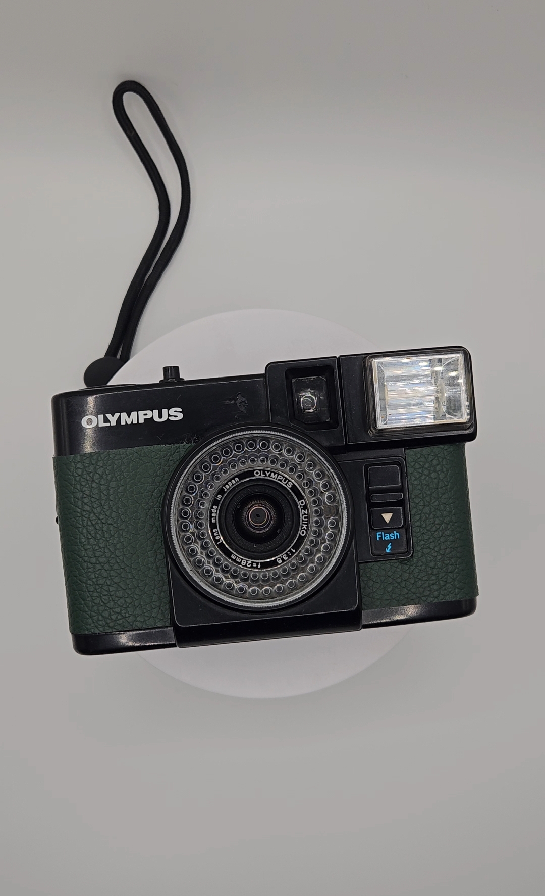 Olympus Pen EF, Half-Frame