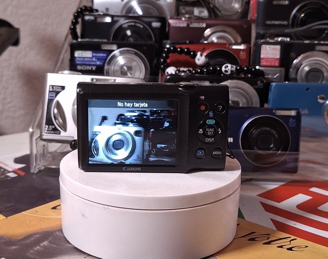 Canon PowerShot A2300 HD - Imagen 2