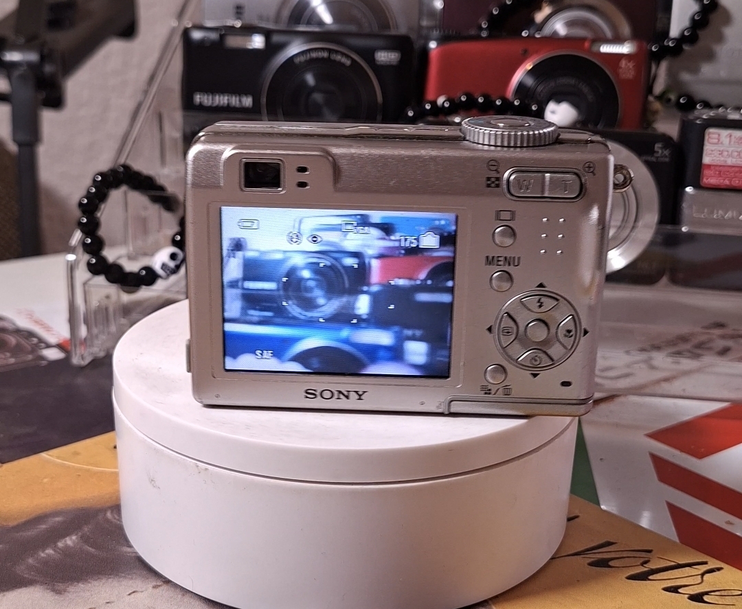 Sony Cyber-shot DSC-W5 - Imagen 2